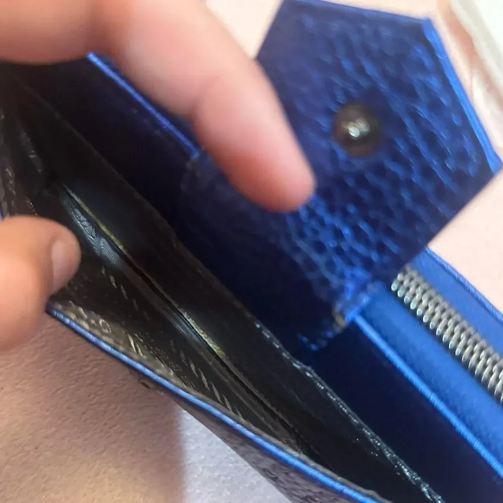 Vera-wang Women's Blue Wallet-purses